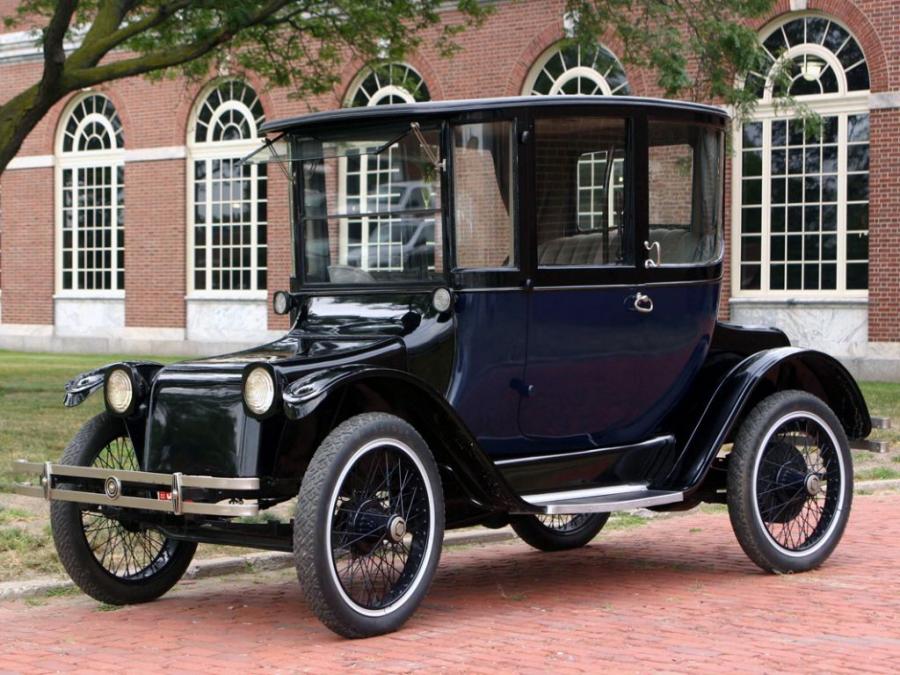  Detroit Electric Coupe 1922 года  (фото 1 из 4)